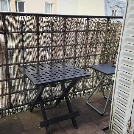 2 In The Quartier Charonne Apartment